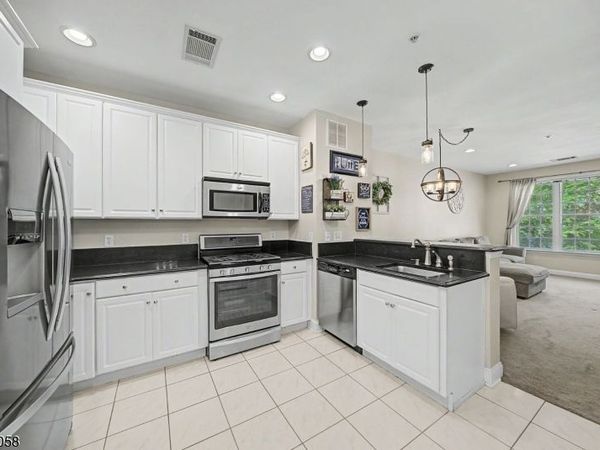 7319 Coventry Ct, Riverdale, NJ 07457