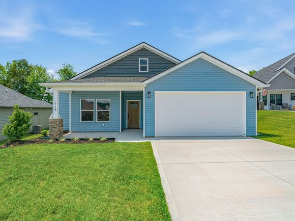 918 Stratford Avenue , Sweetwater, TN 37874