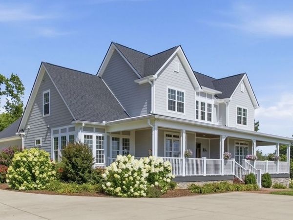 1318 Theta Pike, Columbia, TN 38401