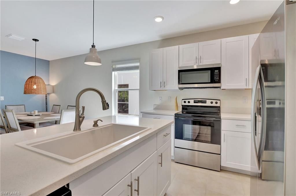 15489 Wildflower Cir, Naples, FL 34119 Photo