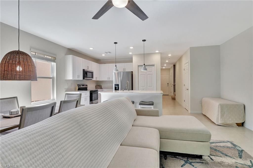 15489 Wildflower Cir, Naples, FL 34119 Photo