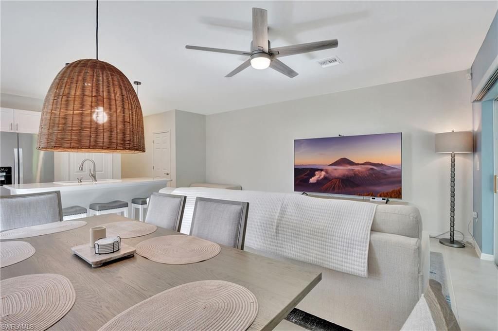 15489 Wildflower Cir, Naples, FL 34119 Photo