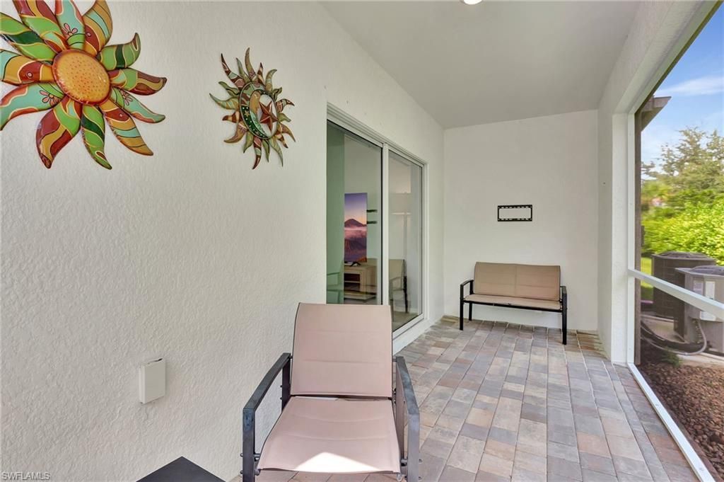 15489 Wildflower Cir, Naples, FL 34119 Photo