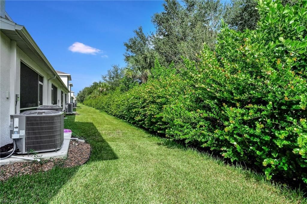 15489 Wildflower Cir, Naples, FL 34119 Photo