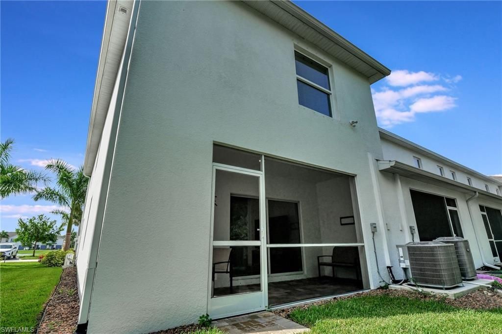 15489 Wildflower Cir, Naples, FL 34119 Photo