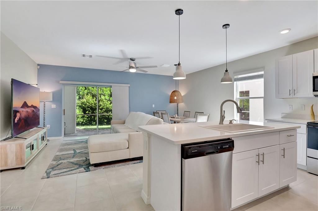15489 Wildflower Cir, Naples, FL 34119 Photo