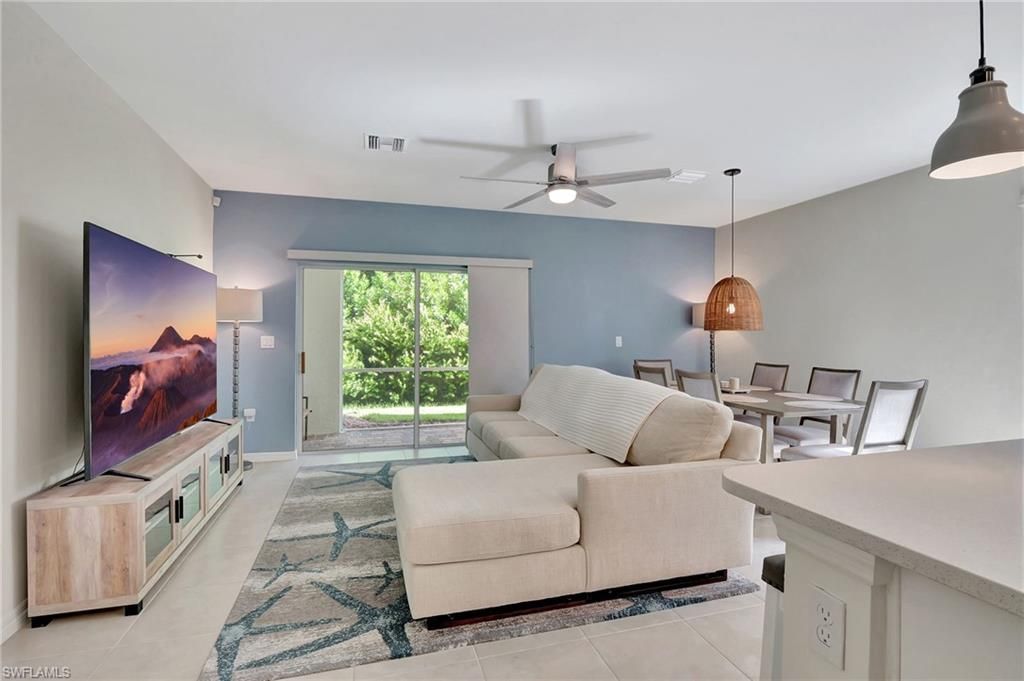 15489 Wildflower Cir, Naples, FL 34119 Photo