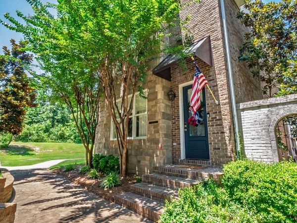 2611 Little, Oxford, MS 38655