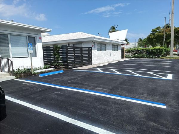 Unit D, Fort Lauderdale, FL 33316