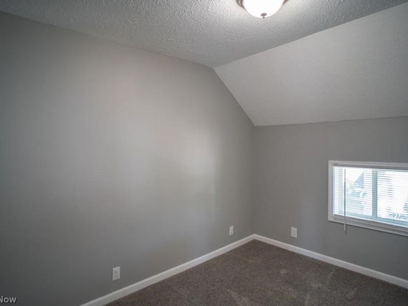 2250 4th Street SW, Akron, OH 44314 Photo 14