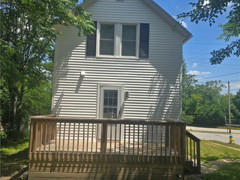 2250 4th Street SW, Akron, OH 44314 Photo 3