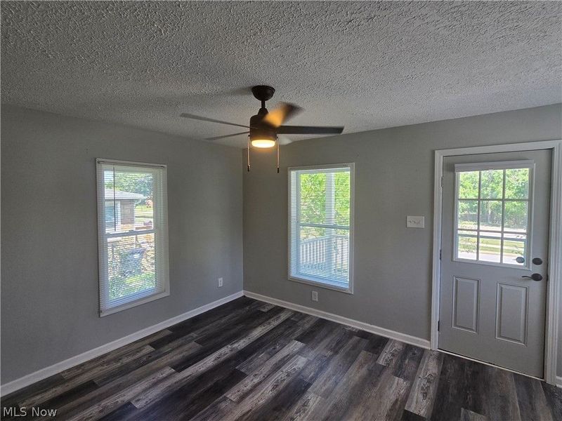 2250 4th Street SW, Akron, OH 44314 Photo 8