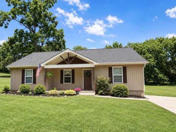 411 Hotwater Road, Soddy Daisy, TN 37379