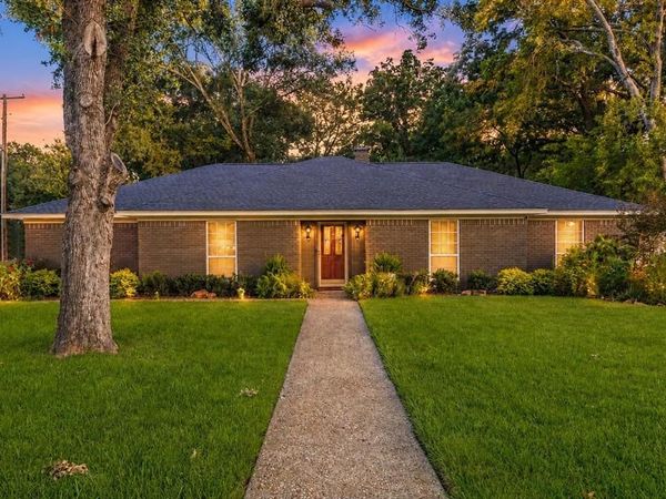 1401 Bowie Circle, Corsicana, TX 75110