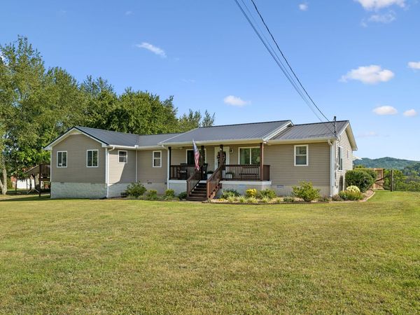 930 Neal Rd , Watertown, TN 37184