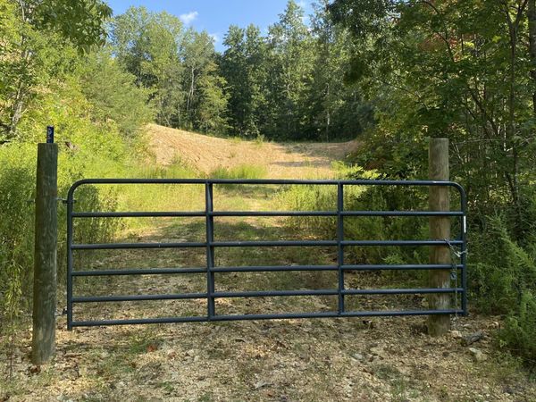 401 Napier Rd , Hohenwald, TN 38462