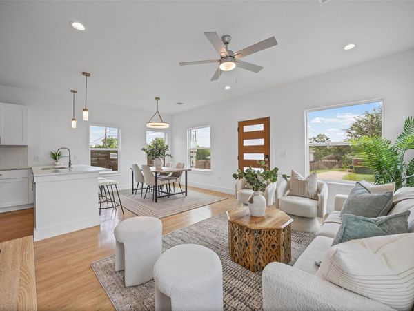 7310 Carver Ave, Unit 2, Austin, TX 78752