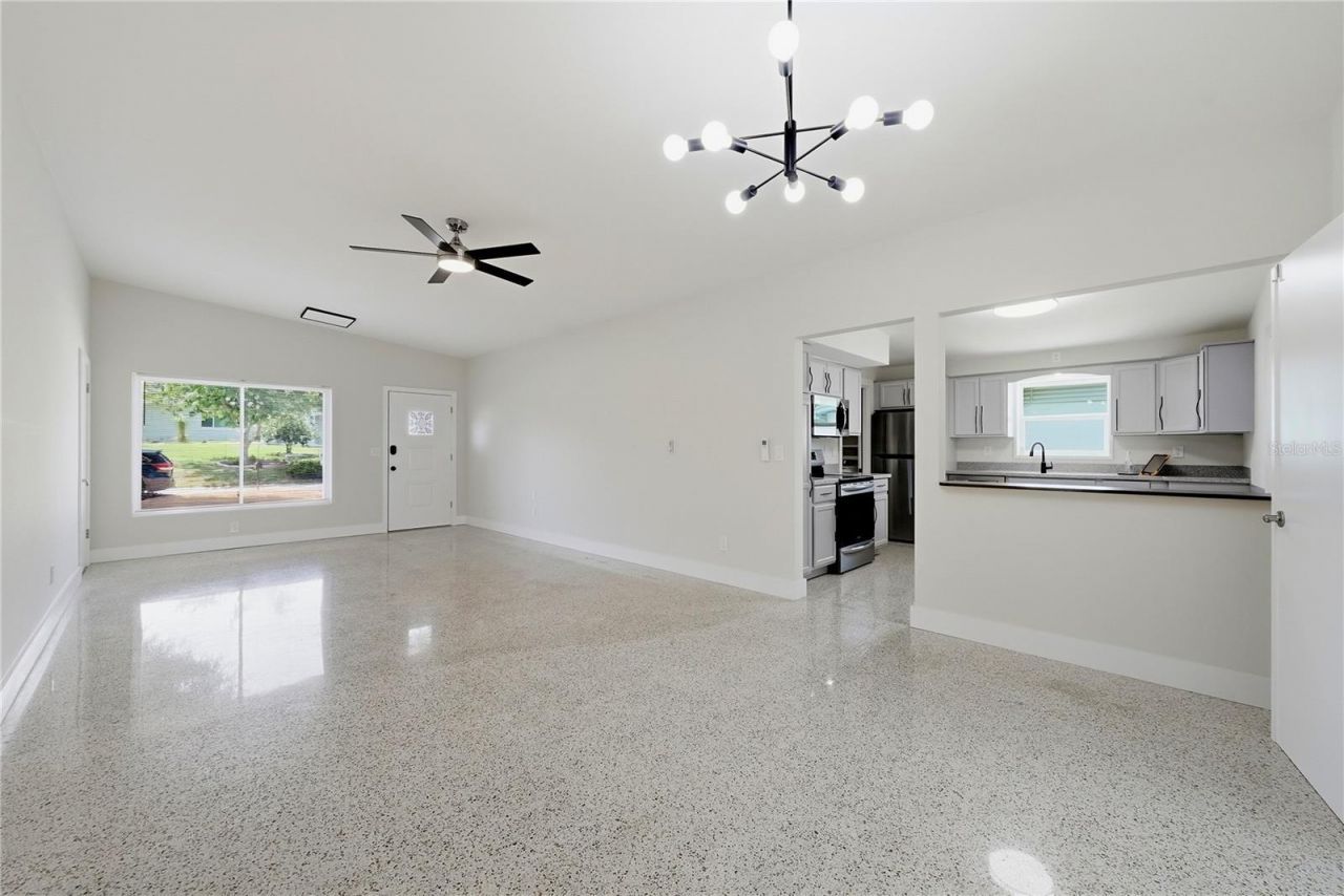 197 Overbrook Drive E, Largo, FL 33770 Photo
