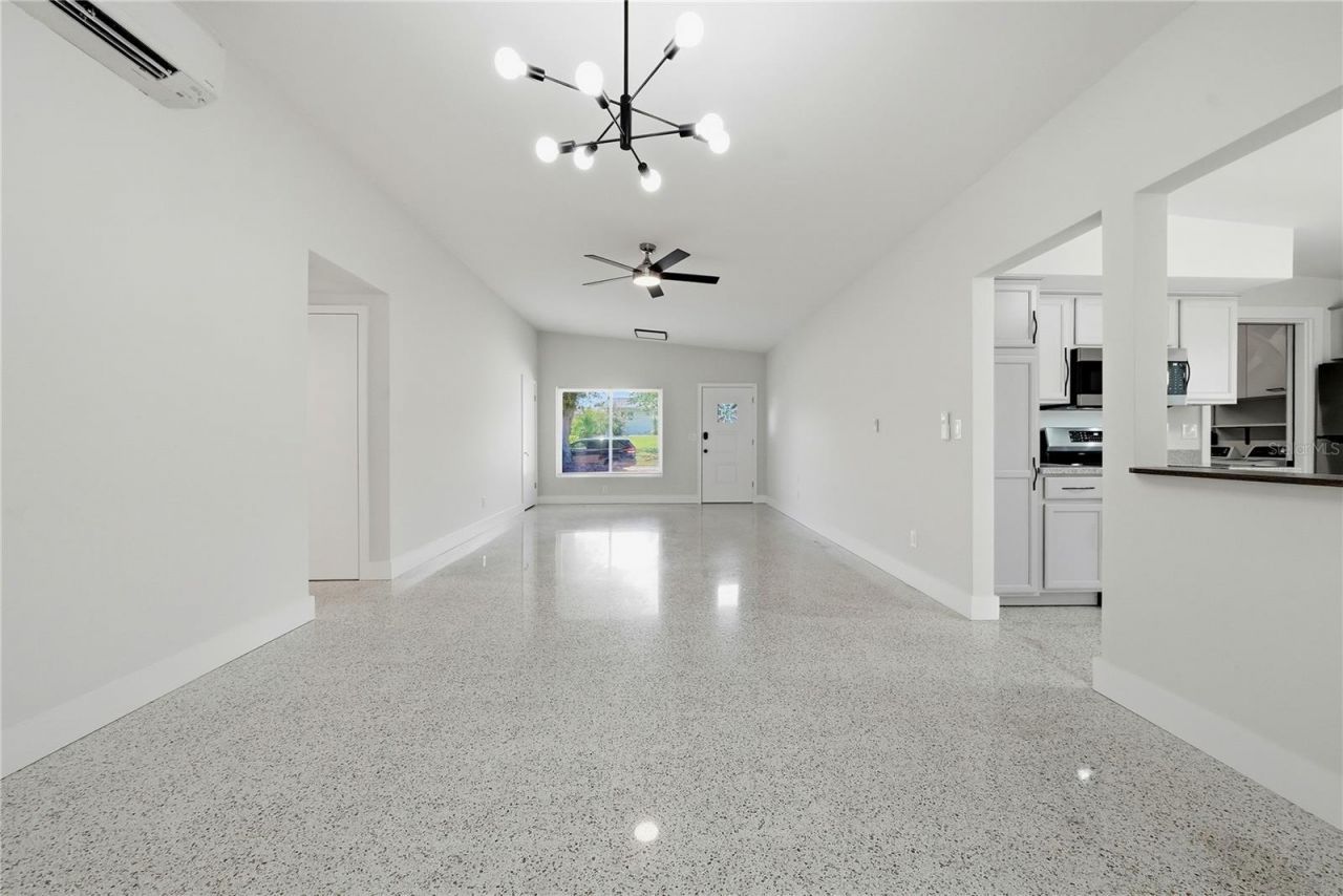 197 Overbrook Drive E, Largo, FL 33770 Photo