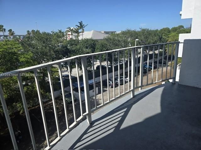 482 NW 165th St Rd , Unit A-505, Miami, FL 33169 Photo