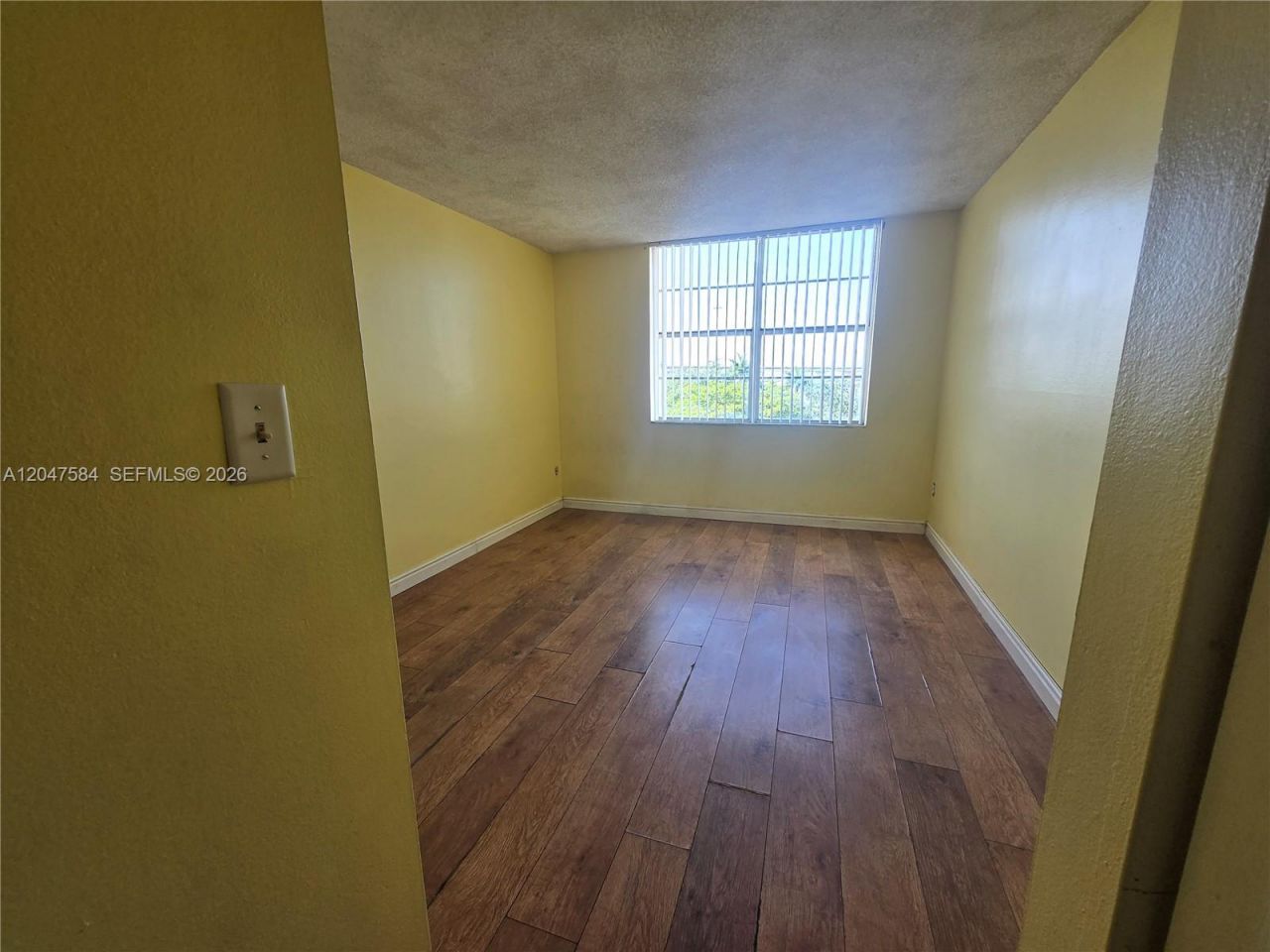 482 NW 165th St Rd , Unit A-505, Miami, FL 33169 Photo