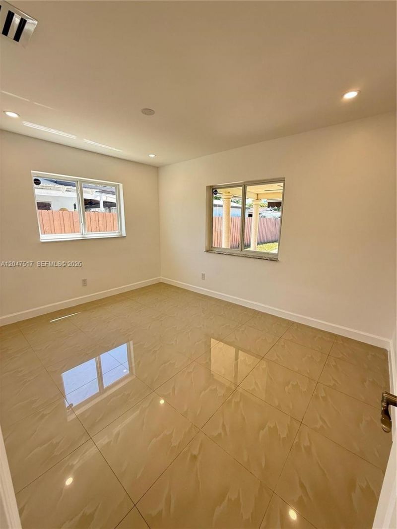 4172 NW 201st St , Unit 1, Miami Gardens, FL 33055 Photo
