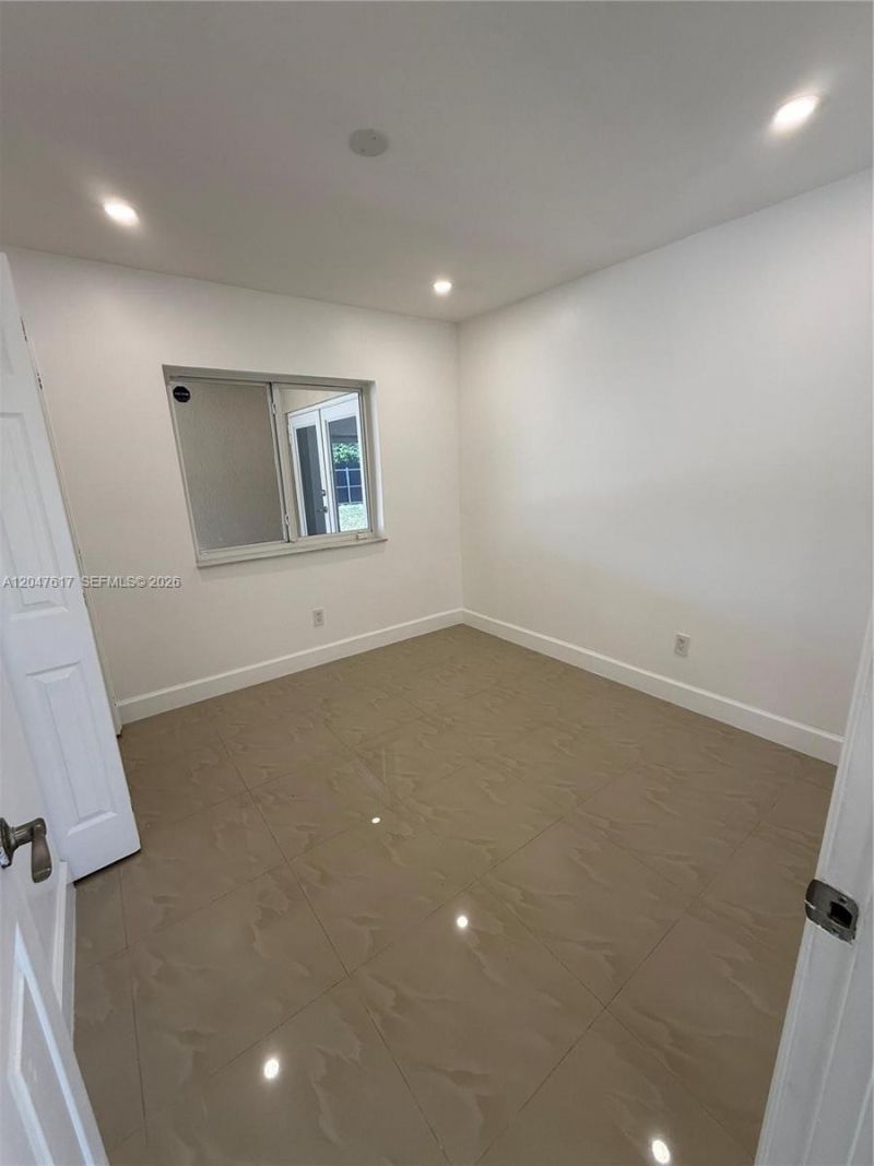4172 NW 201st St , Unit 1, Miami Gardens, FL 33055 Photo