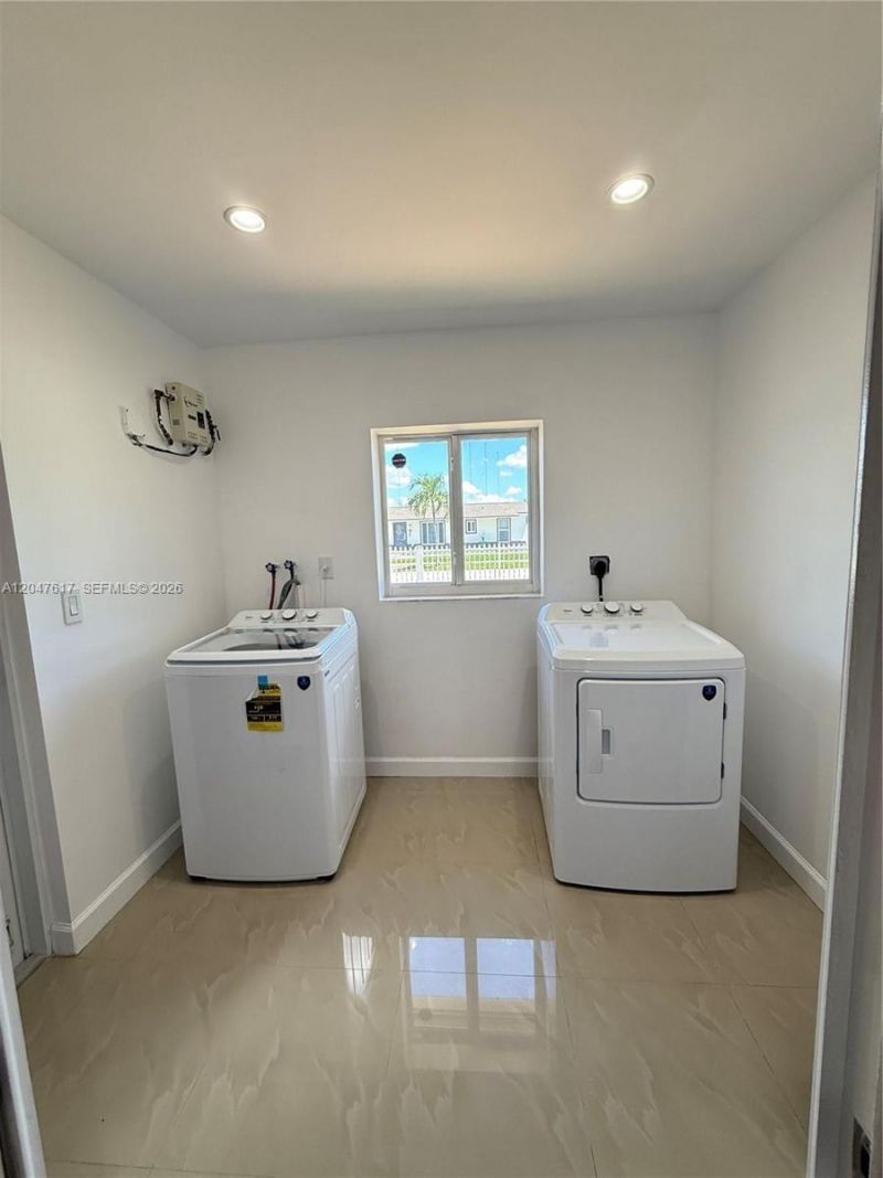4172 NW 201st St , Unit 1, Miami Gardens, FL 33055 Photo