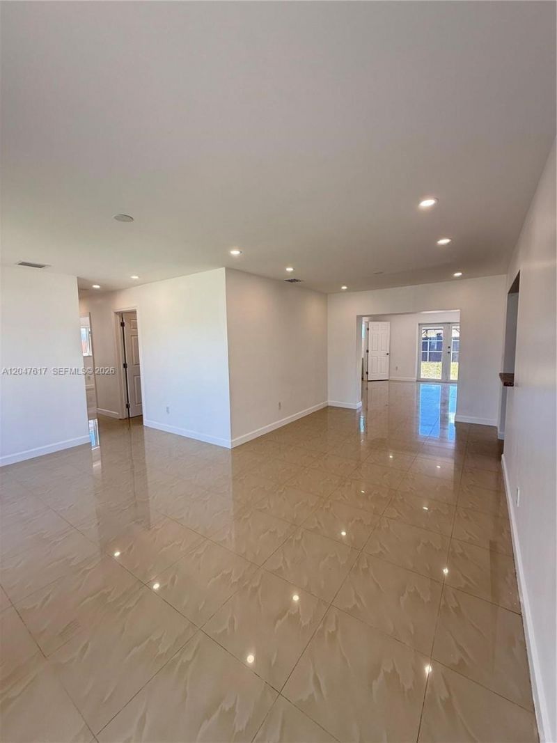 4172 NW 201st St , Unit 1, Miami Gardens, FL 33055 Photo