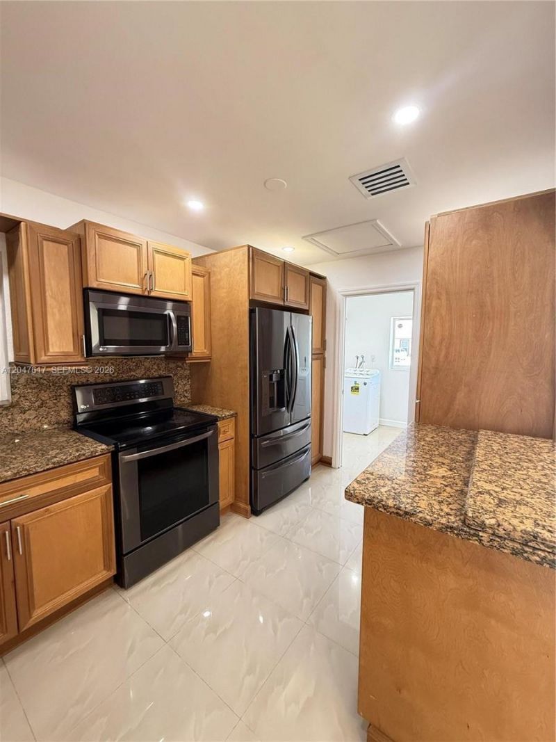 4172 NW 201st St , Unit 1, Miami Gardens, FL 33055 Photo
