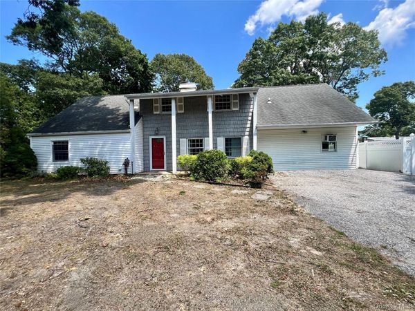 119 Holbrook Road, Holbrook, NY 11741
