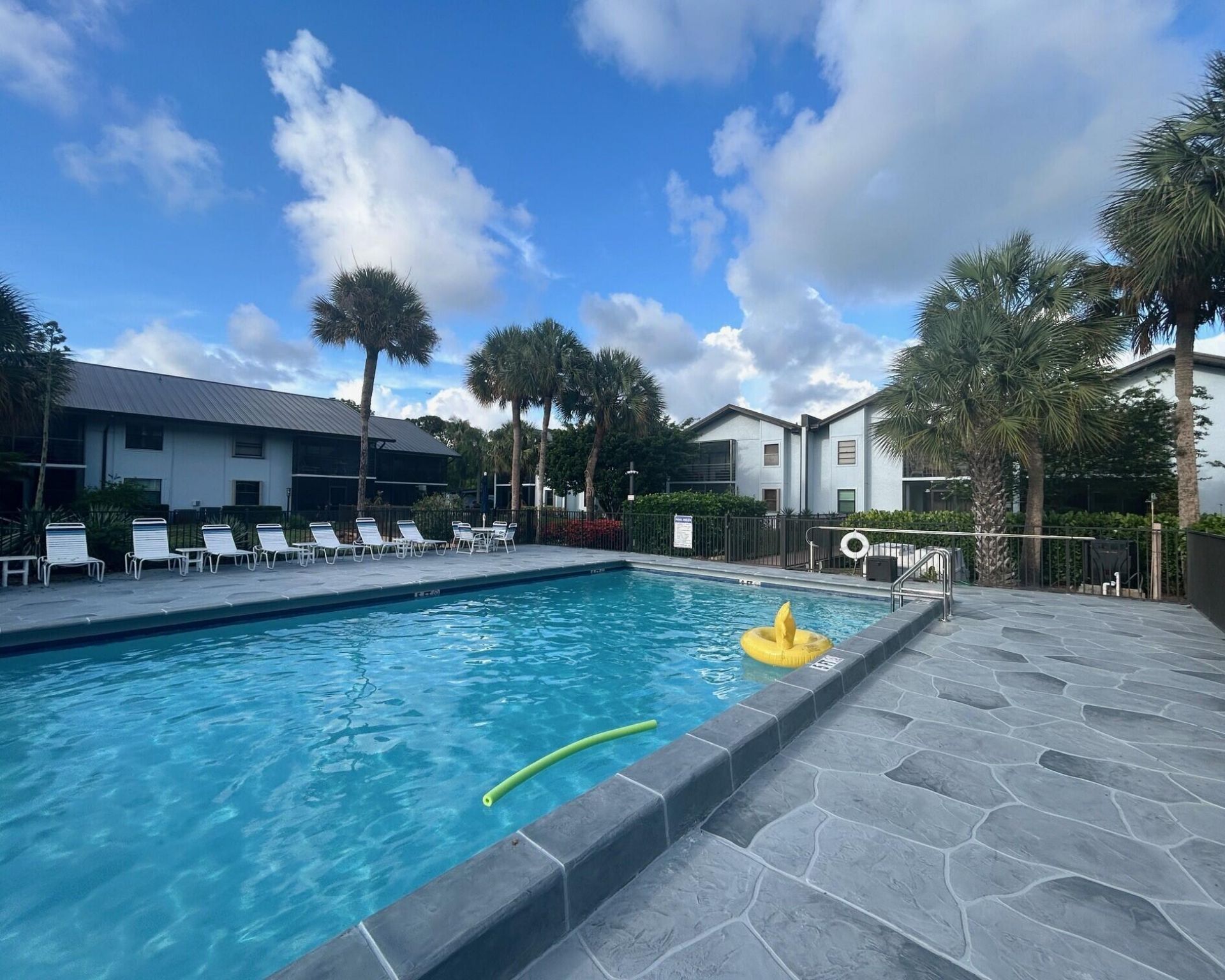 1811 SW Palm City Road, Unit A602, Stuart, FL 34994 Photo
