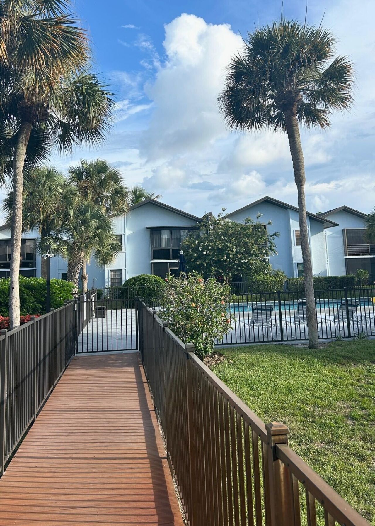 1811 SW Palm City Road, Unit A602, Stuart, FL 34994 Photo