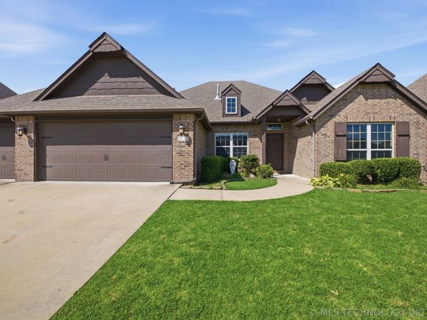 2512 S 16th Court, Broken Arrow, OK 74012
