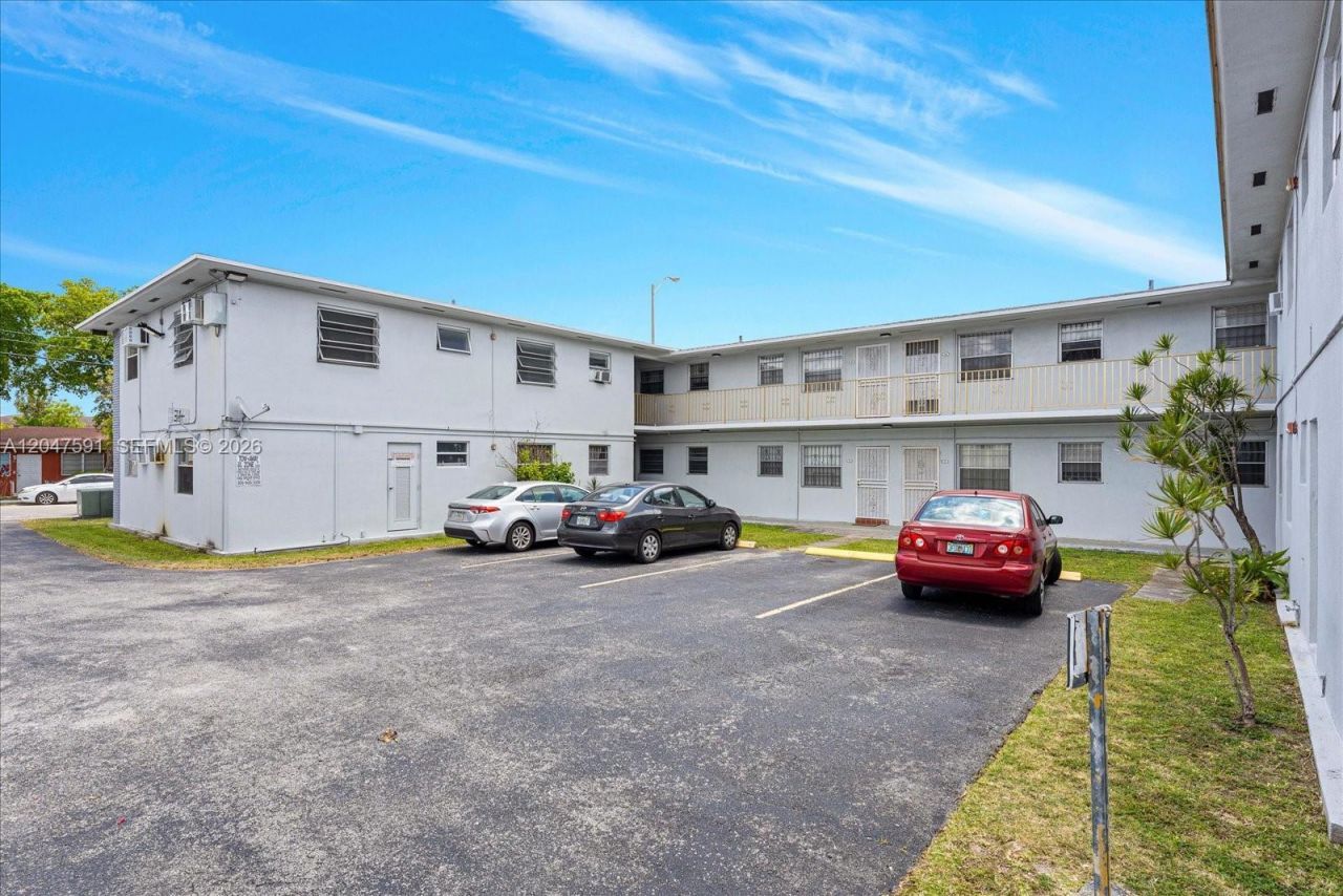 3255 W Flagler St , Unit 2, Miami, FL 33135 Photo
