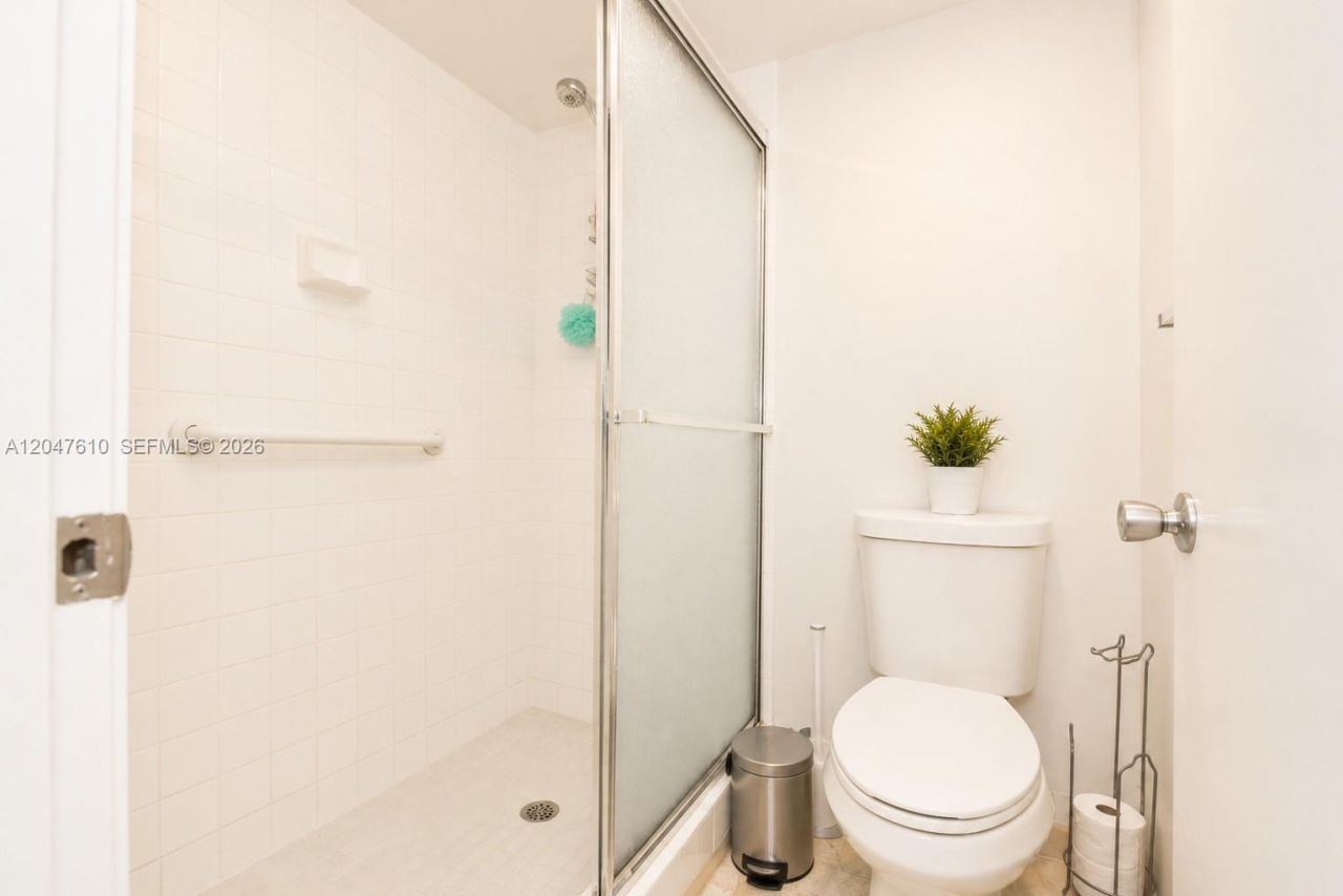 1251 SW 125th Ave, Unit 402T, Pembroke Pines, FL 33027 Photo