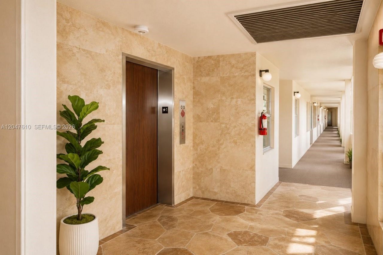 1251 SW 125th Ave, Unit 402T, Pembroke Pines, FL 33027 Photo