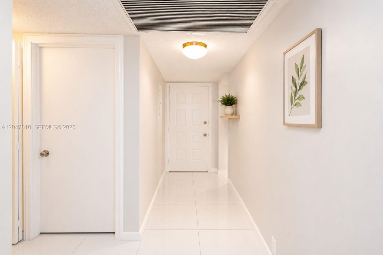 1251 SW 125th Ave, Unit 402T, Pembroke Pines, FL 33027 Photo