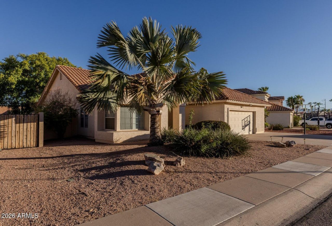 3125 E Cottonwood Lane, Phoenix, AZ 85048 Main Photo