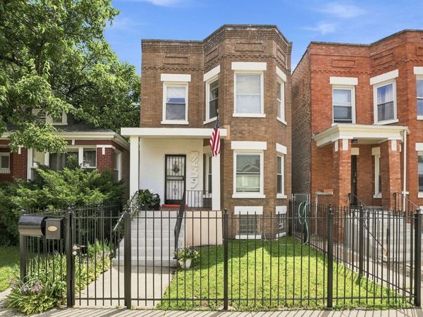 7439 S Ellis Avenue, Chicago, IL 60619