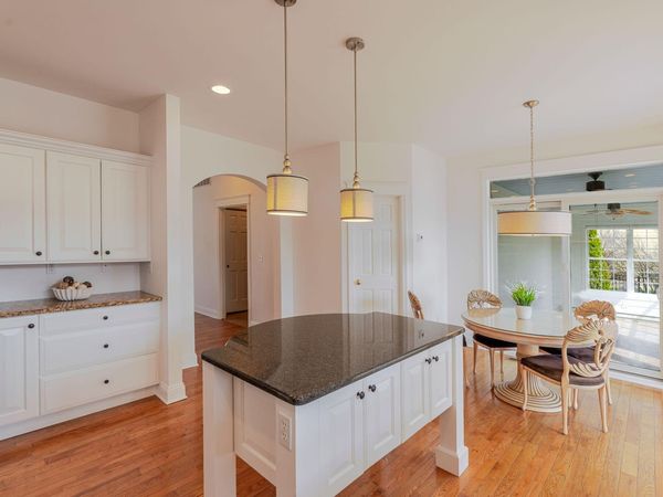 2606 Sweetgum Court , Valparaiso, IN 46383
