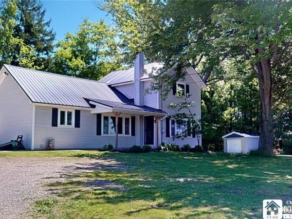 12374 Pennsylvania Avenue , Silver Creek, NY 14136