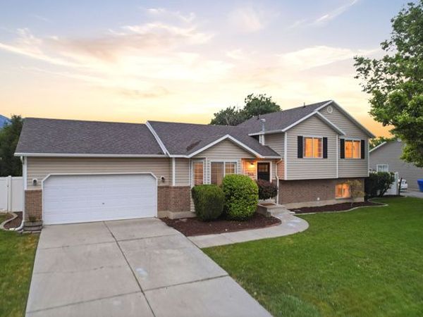 544 N WOODS DR W, Lehi, UT 84043
