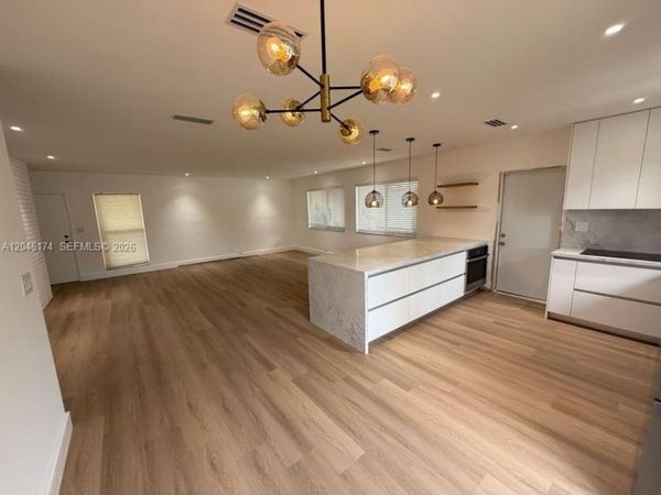 1155 98th St , Unit 4, Bay Harbor Islands, FL 33154