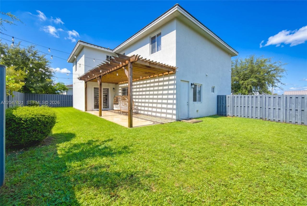 17901 SW 152nd Ave , Miami, FL 33187 Photo