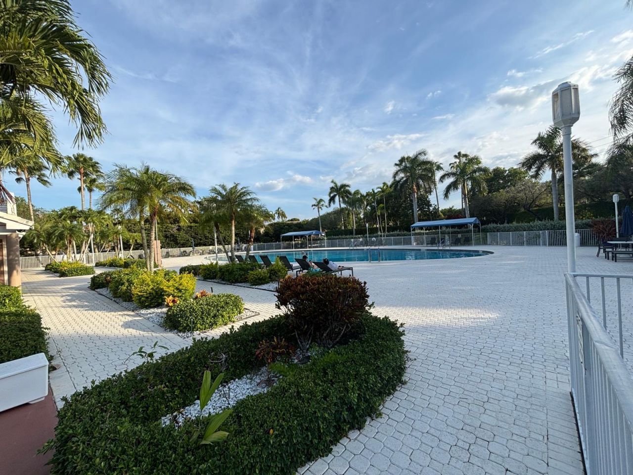 7866 Trent Drive, Tamarac, FL 33321 Photo