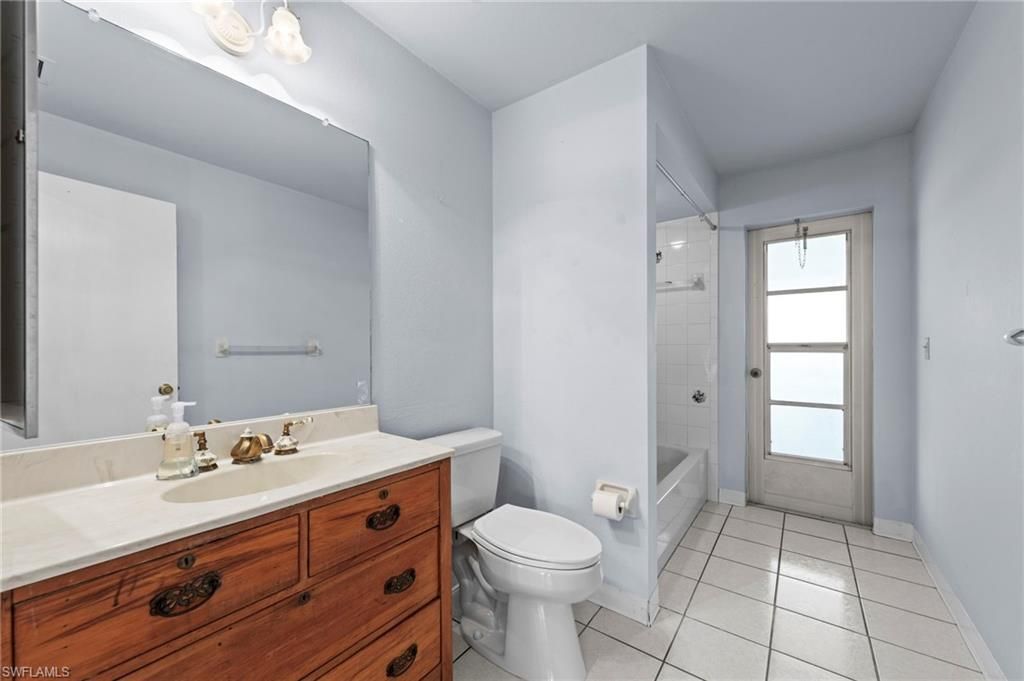 2379 Woodland Blvd , Fort Myers, FL 33907 Photo