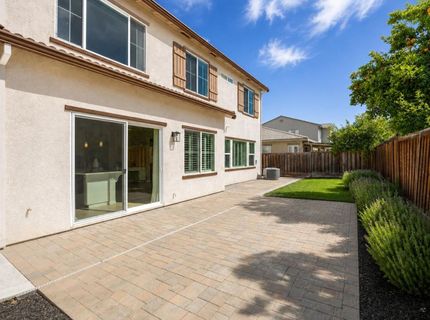 859 N San Remo Ln, Mountain House, CA 95391 Photo