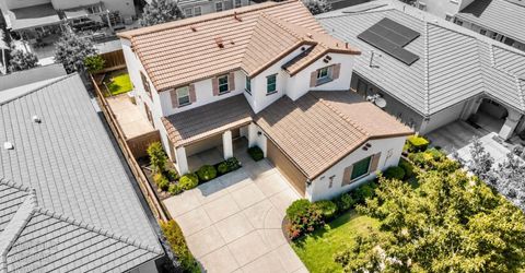 859 N San Remo Ln, Mountain House, CA 95391 Photo