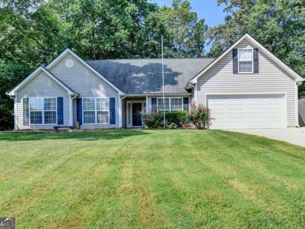 3143 Centurion Drive, Gainesville, GA 30506